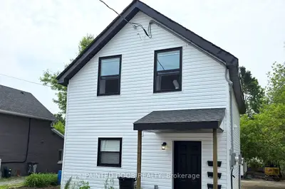 Triplex in Orillia