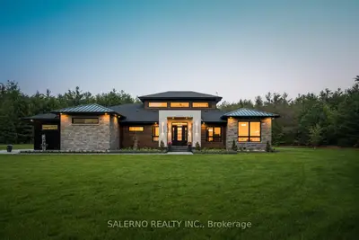 Detached in Springwater