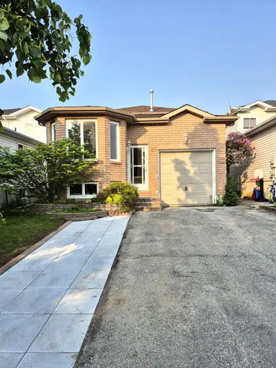 Detached in Barrie