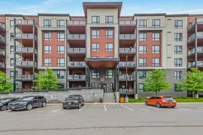 Condo Apartment in Barrie