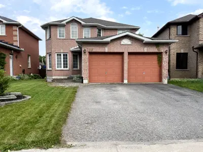 Detached in Barrie