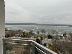 56 LAKESIDE Terrace 809, Barrie, ON L4M 0L4