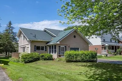 Detached in Ramara