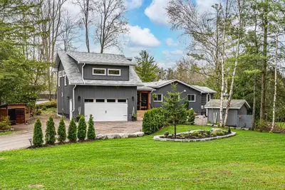 Detached in Ramara