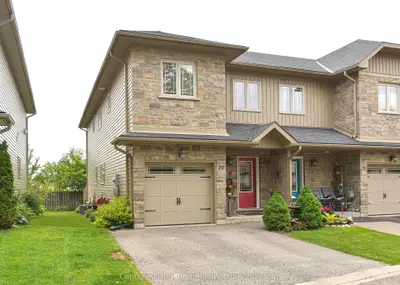 Att/Row/Townhouse in Orillia