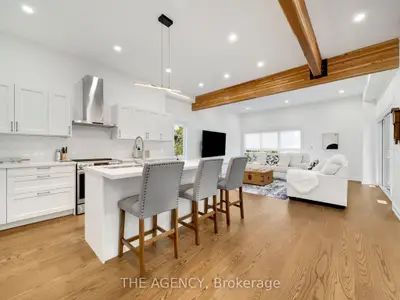 Detached in Ramara