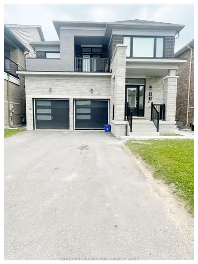 Detached in Barrie