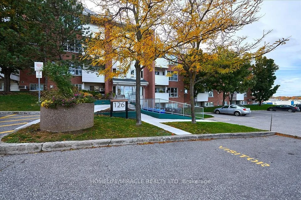 126 Bell Farm Road B07, Barrie, ON L4M 3J3