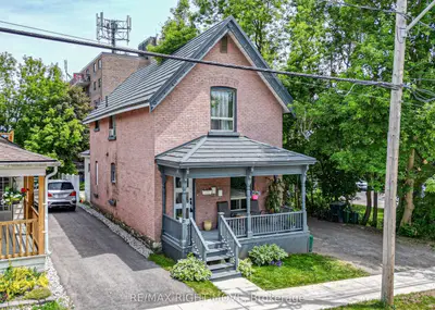 Triplex in Orillia
