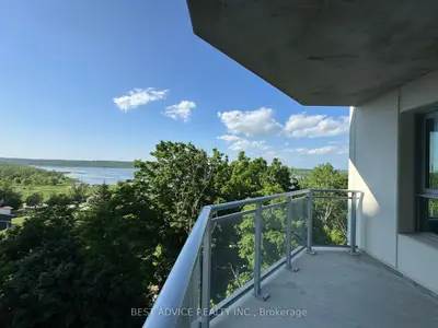 Condo Apartment in Barrie