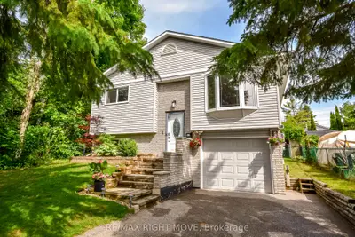Detached in Orillia