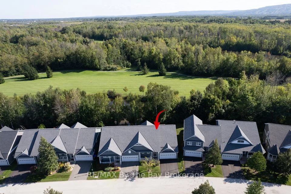 32 Green Briar Drive 32, Collingwood, ON L9Y 5H9
