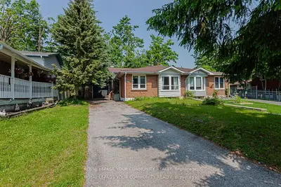 Semi-Detached in Barrie