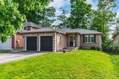 Detached in Barrie