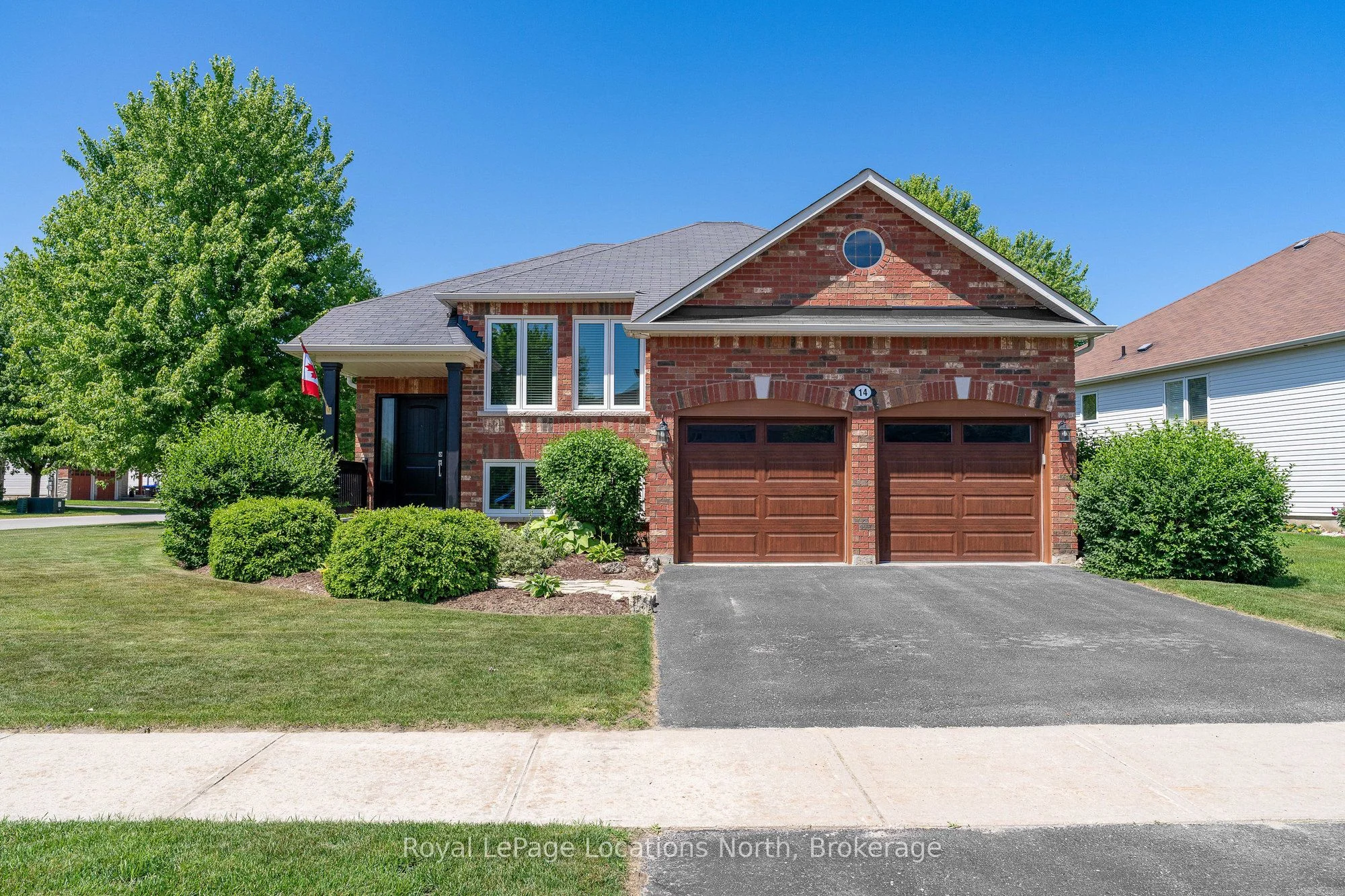 14 Middleport Drive, Wasaga Beach, ON L9Z 3B8