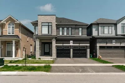 Detached in Barrie