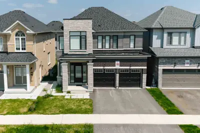 Detached in Barrie