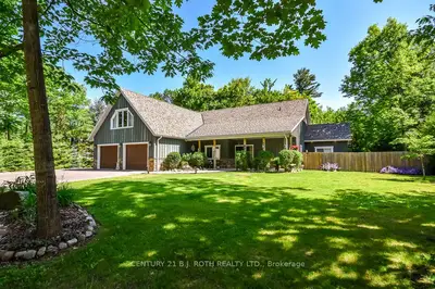 Detached in Tiny