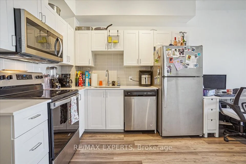 430 Essa Road 419, Barrie, On L4n 9c6