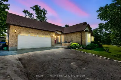 Detached in Oro-Medonte