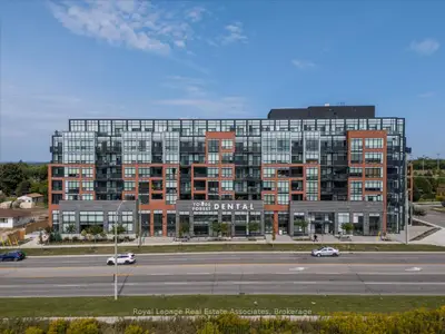 Condo Apartment in Barrie