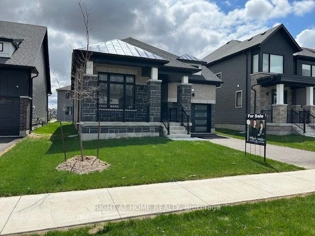 52 Del Ray Crescent, Wasaga Beach, ON L9Z 0N8