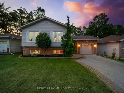Detached in Orillia