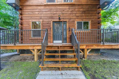 Detached in Ramara