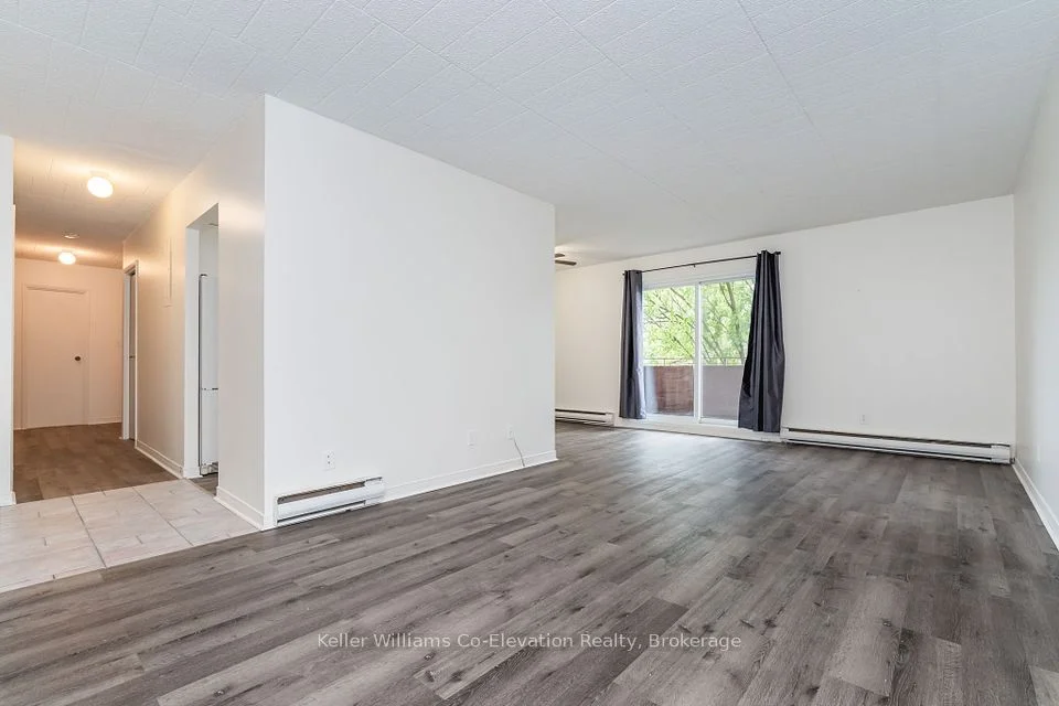 184 EIGHTH Street 203, Collingwood, ON L9Y 2C8