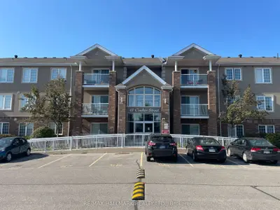 Condo Apartment in Barrie