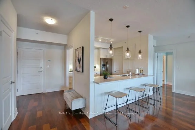 1 SHIPYARD Lane 107, Collingwood, ON L9Y 0W2