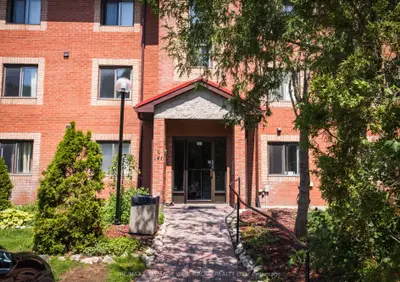 Condo Apartment in Barrie