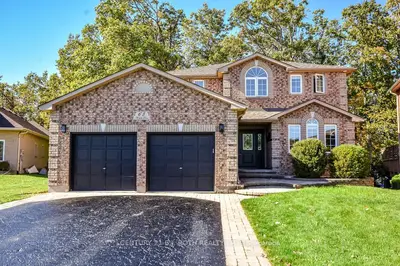 Detached in Barrie