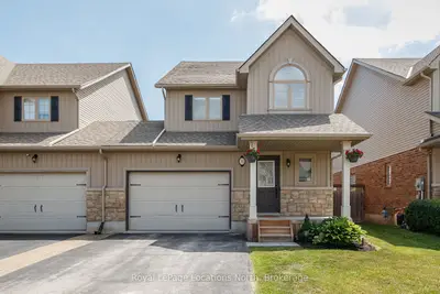 Semi-Detached in Collingwood
