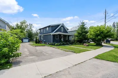 Detached in Orillia