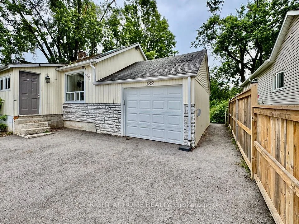 132 Puget Street Basement, Barrie, ON L4M 4N5