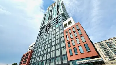 Condo Apartment in Barrie