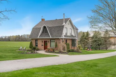 Detached in Tiny