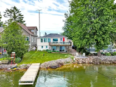 Detached in Ramara