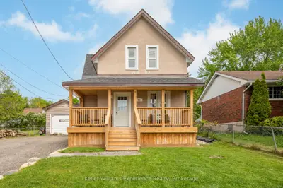 Detached in Penetanguishene