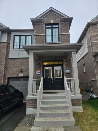 Semi-Detached in Barrie
