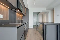39 Mary Street 1912, Barrie, ON L4N 1S9