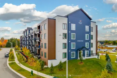 Condo Apartment in Barrie