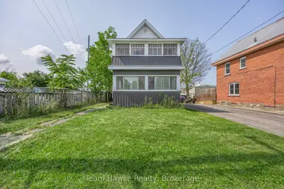 Detached in Midland