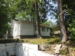 114 S 32nd Street S, Wasaga Beach, ON L9Z 2S4