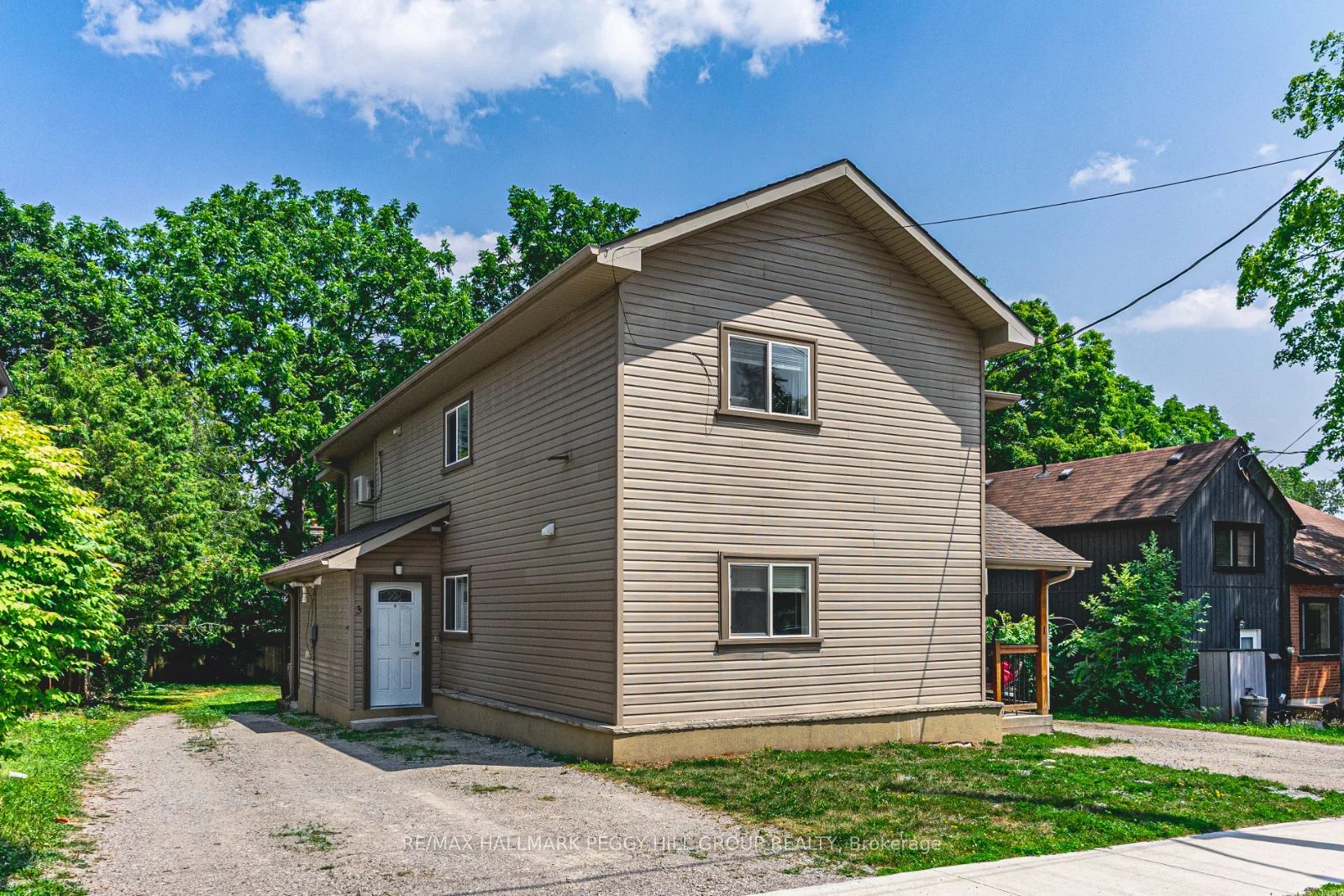 266 Canice Street 2, Orillia, ON L3V 4J3