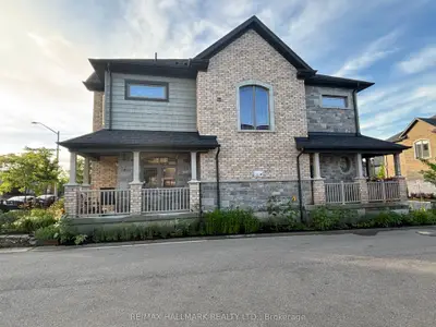 Att/Row/Townhouse in Barrie