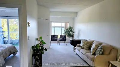 Condo Apartment in Midland