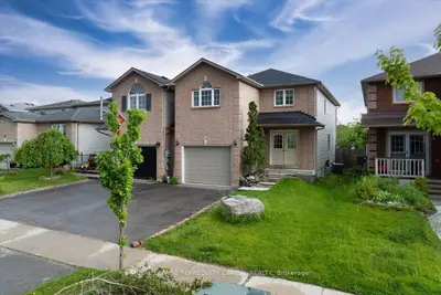 Detached in Barrie