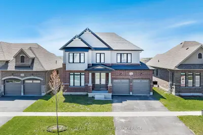 Detached in Orillia